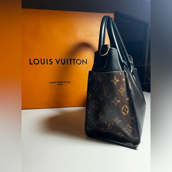 LOUIS VUITTON On My Side PM Noir Monogram Handbag AUTHENTIC - Picture 2 of 11